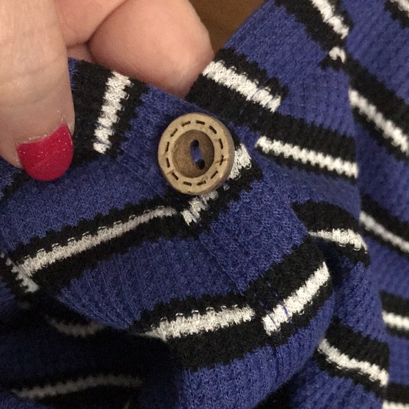 Waffle Knit Button Down Long Sleeve Top - Picture 6 of 9